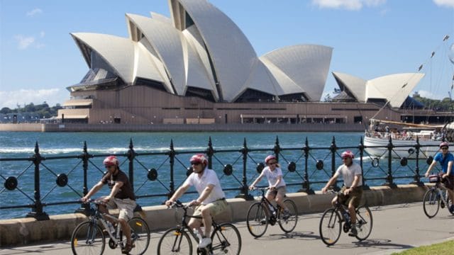 cycling_tour_around_sydney_harbour