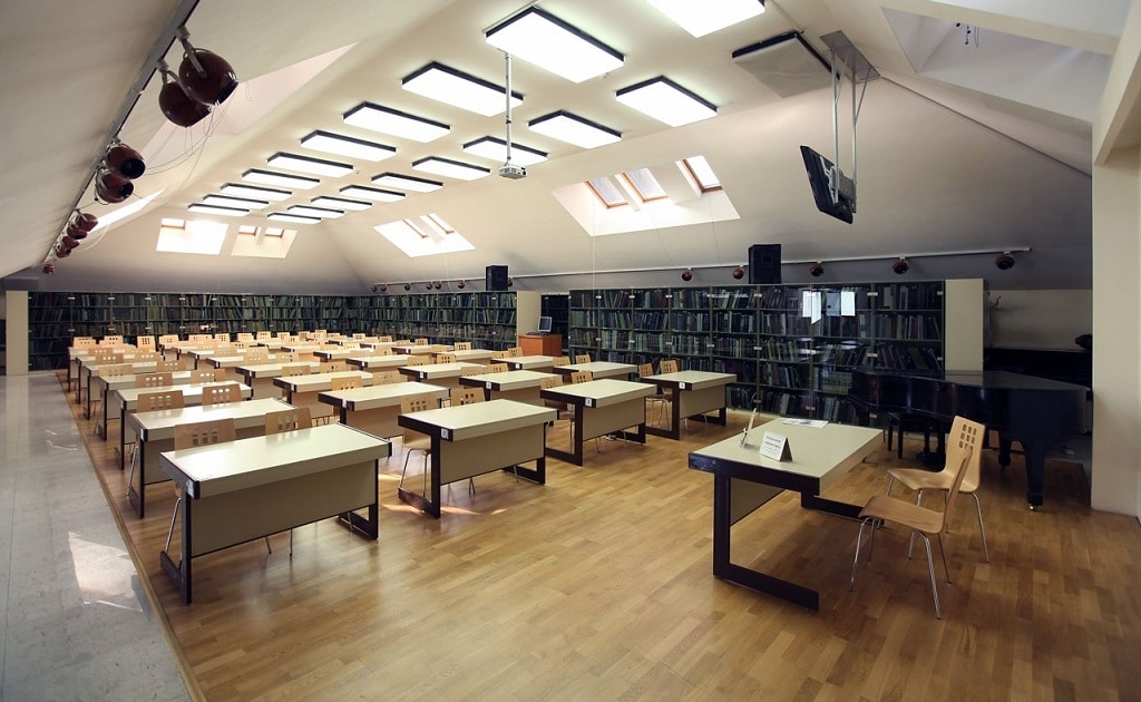 belgrade_city_library_hall