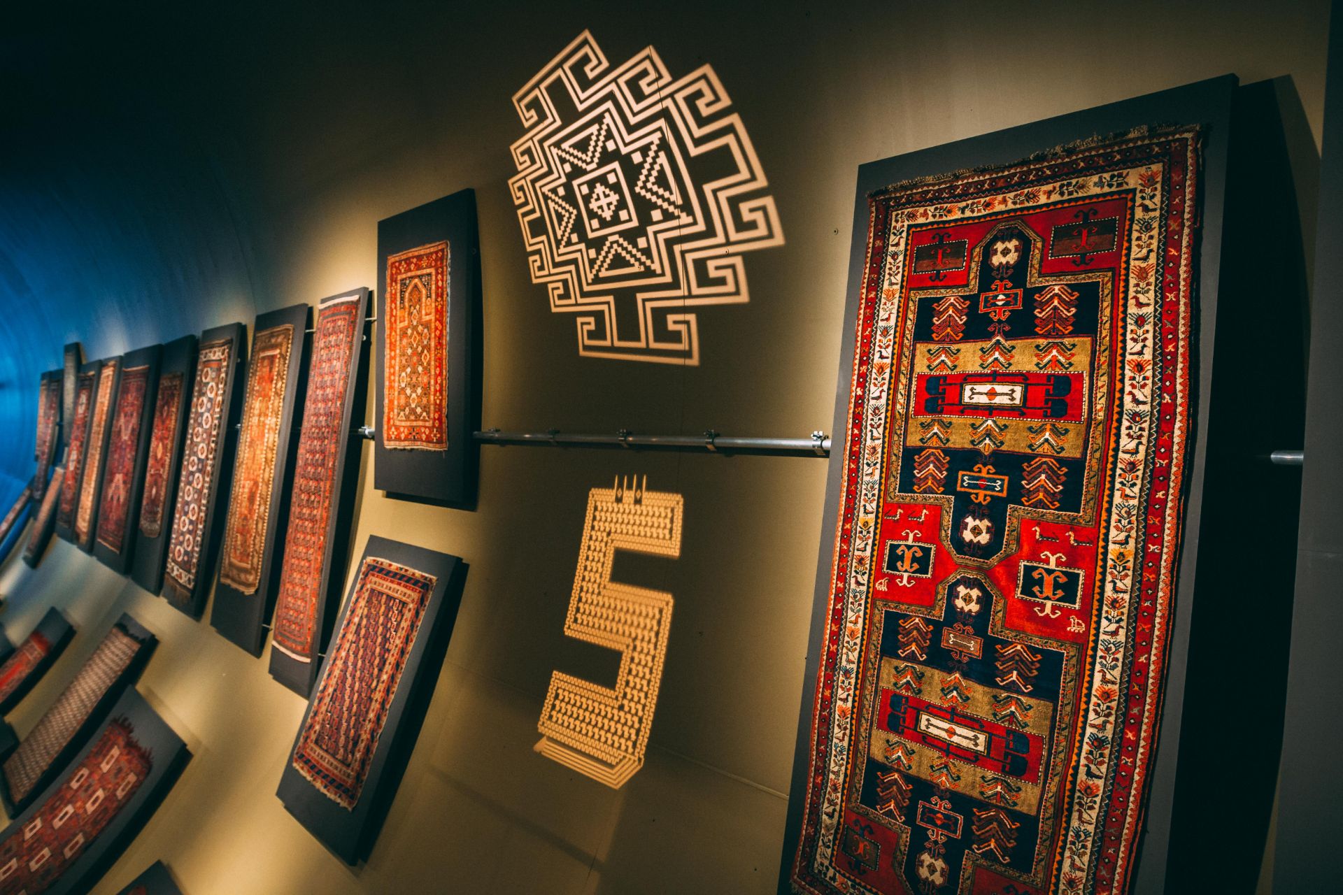 carpet_museum_baku-azerbaijan