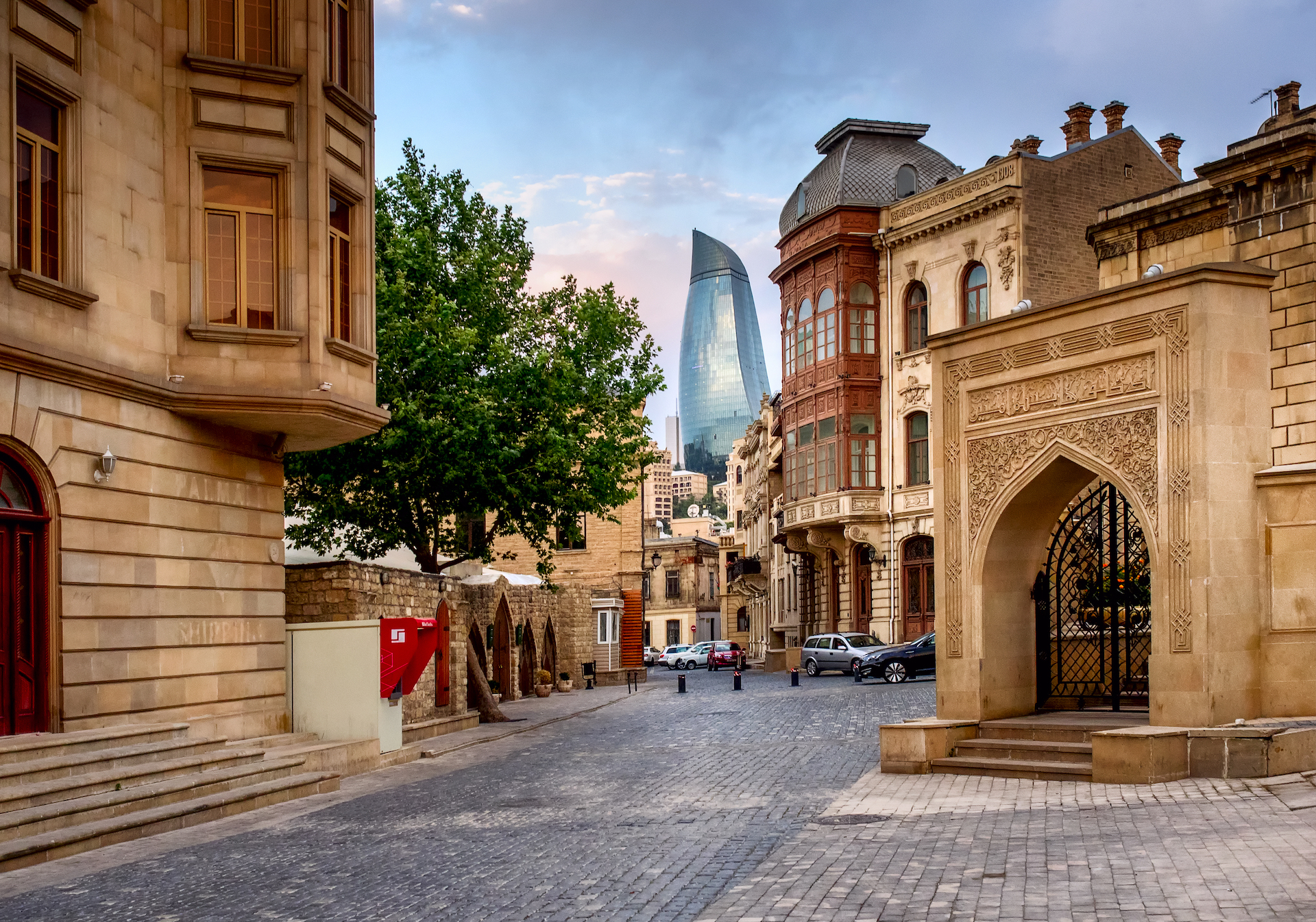baku_azerbaijan_old-city-centre