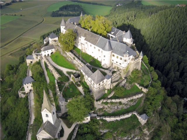 castle_hochosterwitz