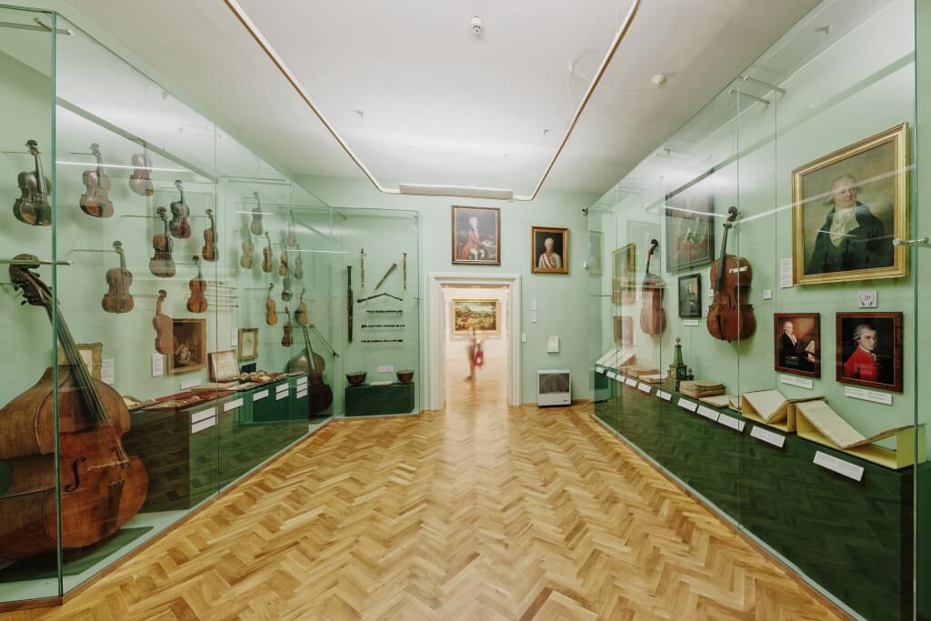 lobkowicz_palace_beethoven_room