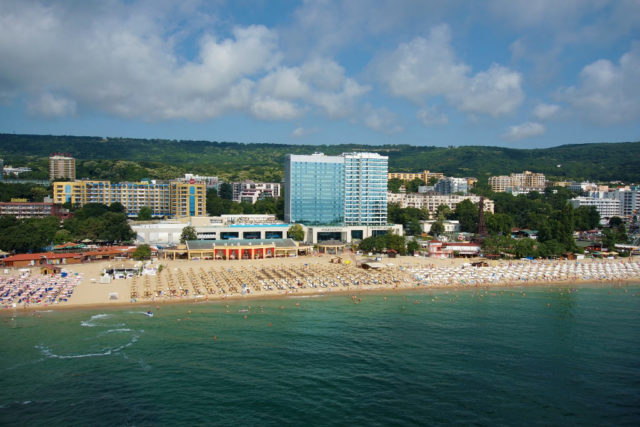international-hotel-casino-tower-bulgaria