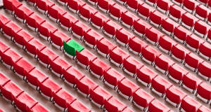 greenwashing-kongres-magazine-green-red-chairs-stadium