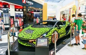 lego-lamborghini-car-premiere-shopping-mall-green-supercar