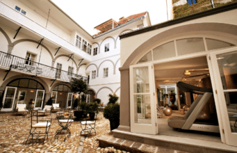 antiq_hotel