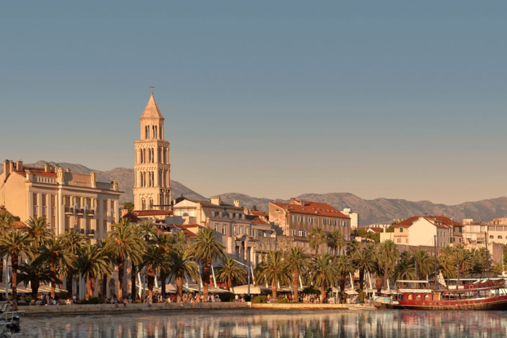 ac_hotel_split