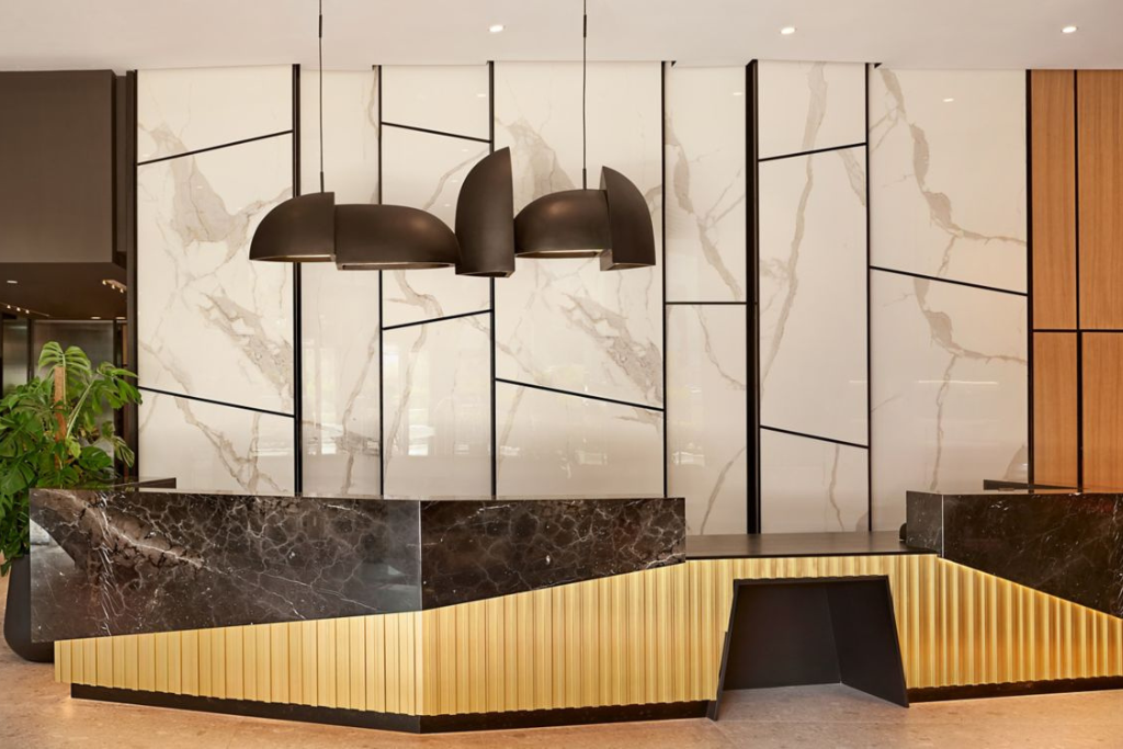 ac_hotel_split