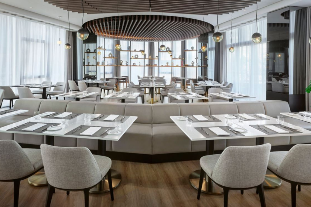 ac_hotel_split