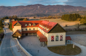 rokodelski_center