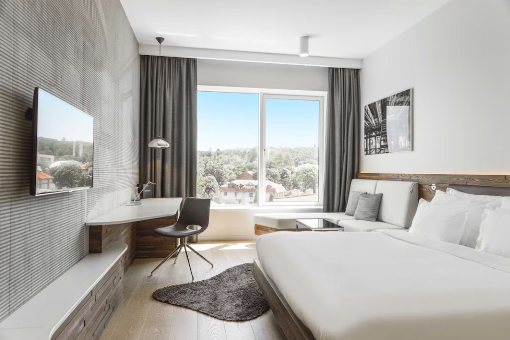 radisson_old_mill