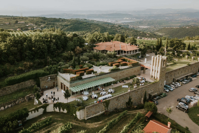 santomas_winery