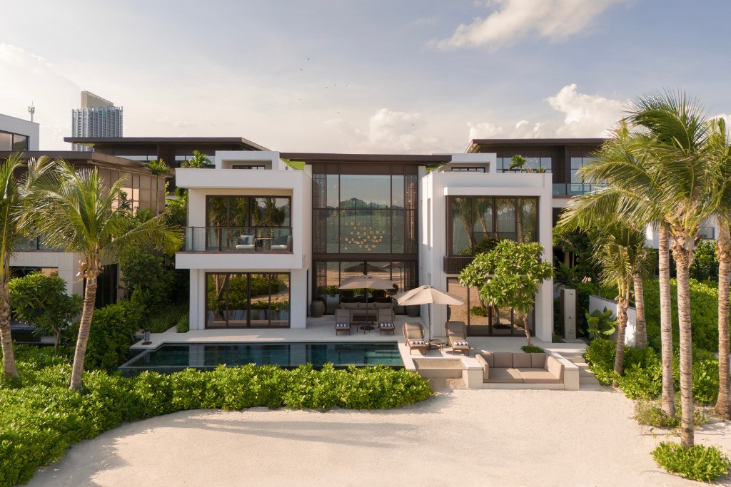 intercontinental_ha_long