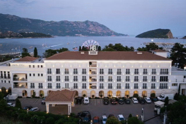 crowne_plaza_budva