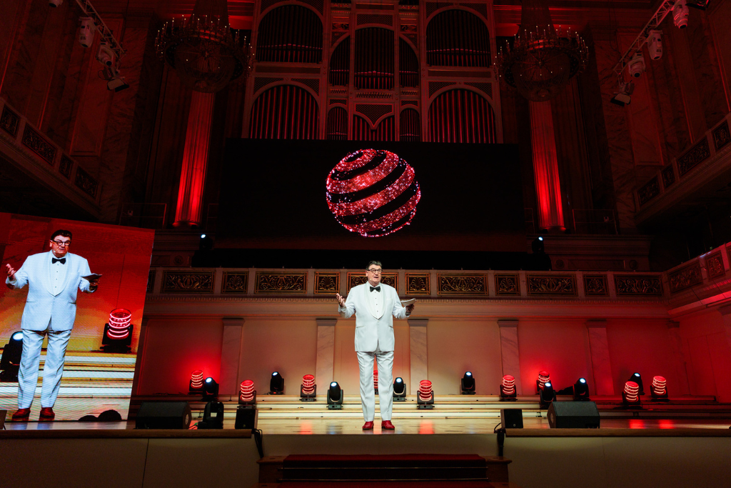 red_dot_award red_dot_award