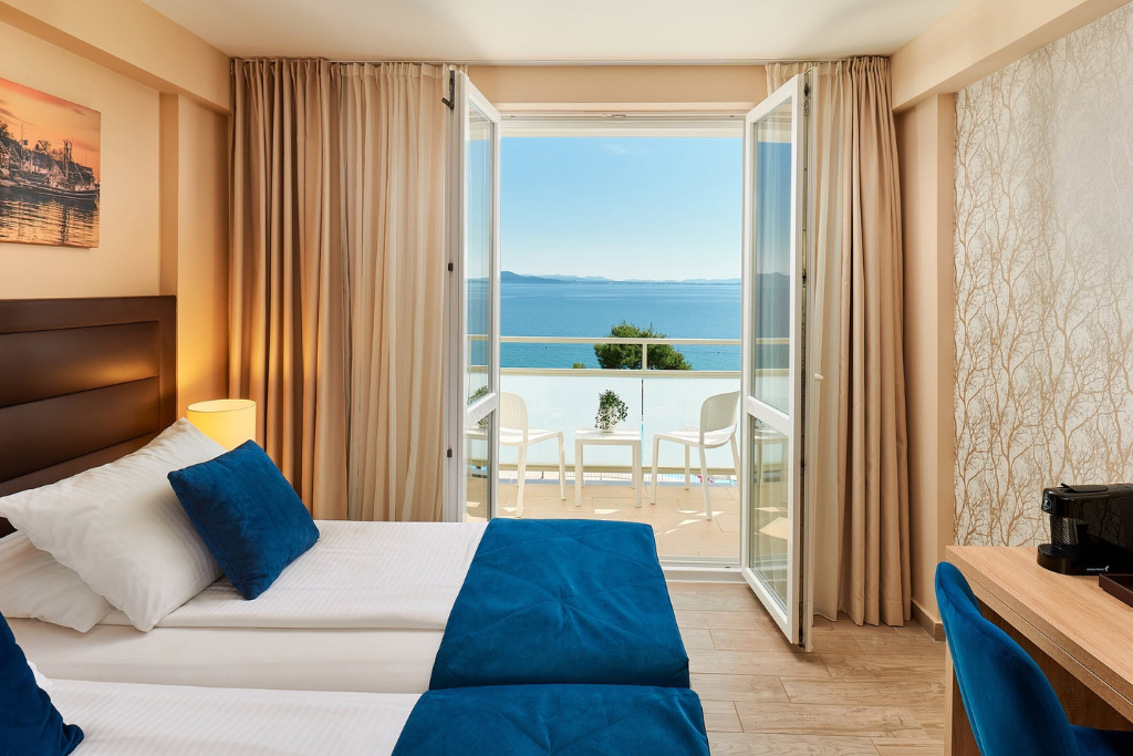 hotel_pinija hotel_pinija